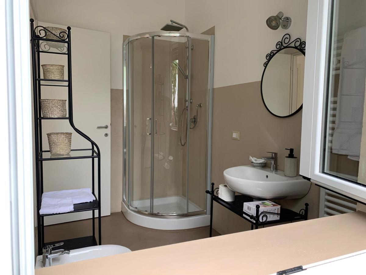 Villa Giuseppina Terracina Eksteriør bilde