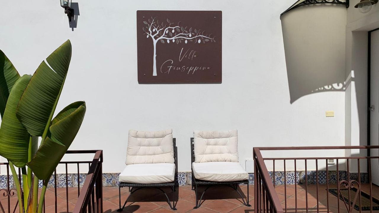 Villa Giuseppina Terracina Eksteriør bilde